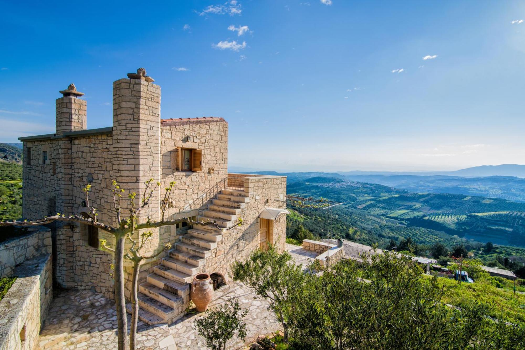 Villa Panoramic View In Olivegroves